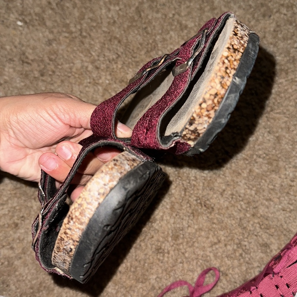 Sandals - Picture 3 of 4